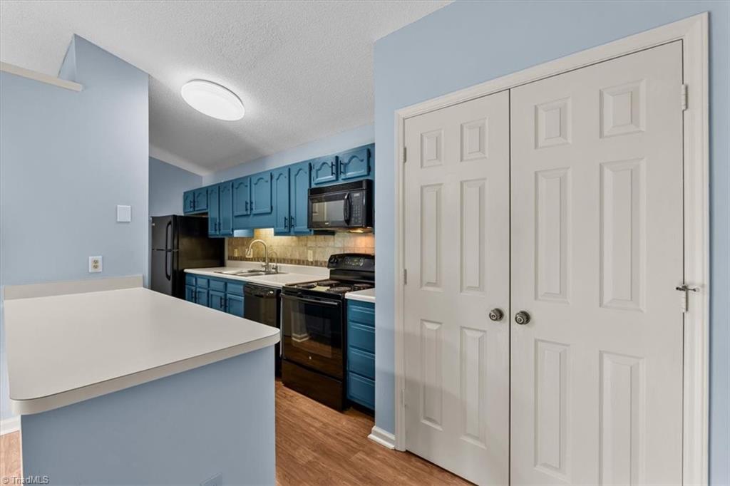 3701 Cotswold Terrace # K Property Photo 28