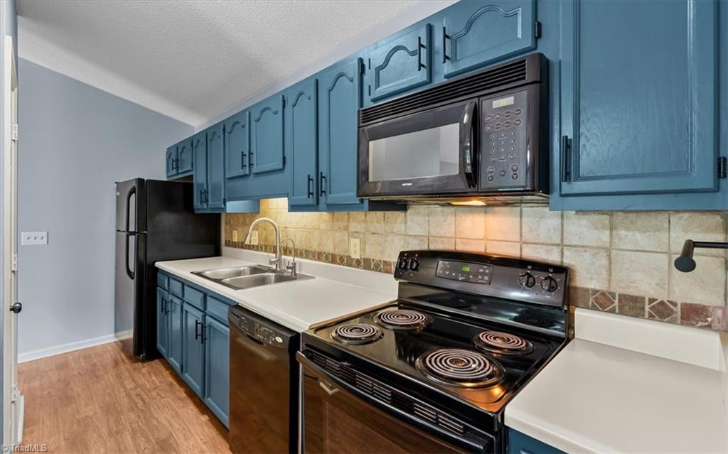 3701 Cotswold Terrace # K Property Photo 29