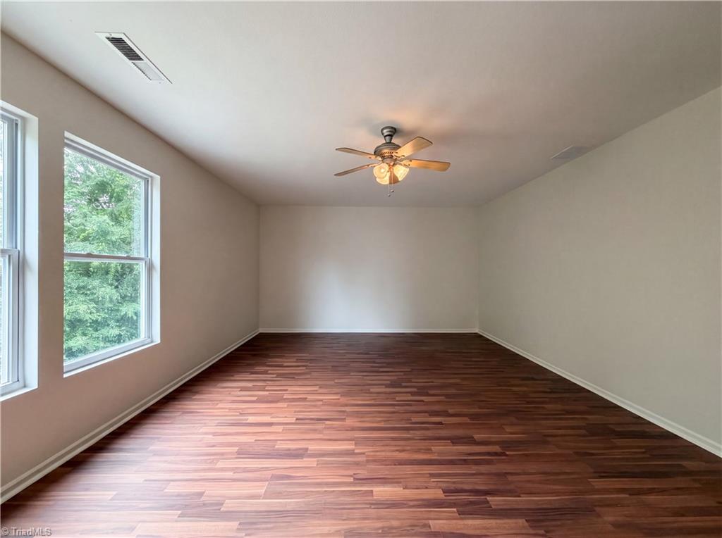 382 Kendall Drive Property Photo 11