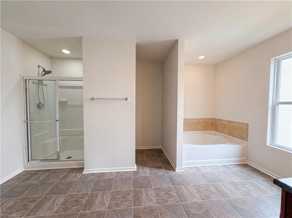 382 Kendall Drive Property Photo 17