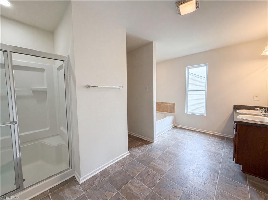 382 Kendall Drive Property Photo 18