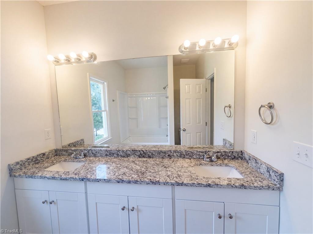 3719 Harrington Point Property Photo 10
