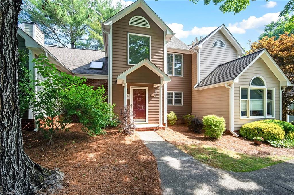 2829 Shadowbrook Lane Property Photo 1