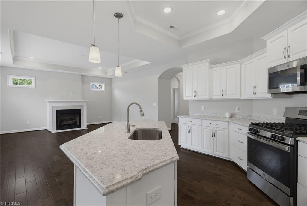 570 Tarrant Crossing Property Photo 6