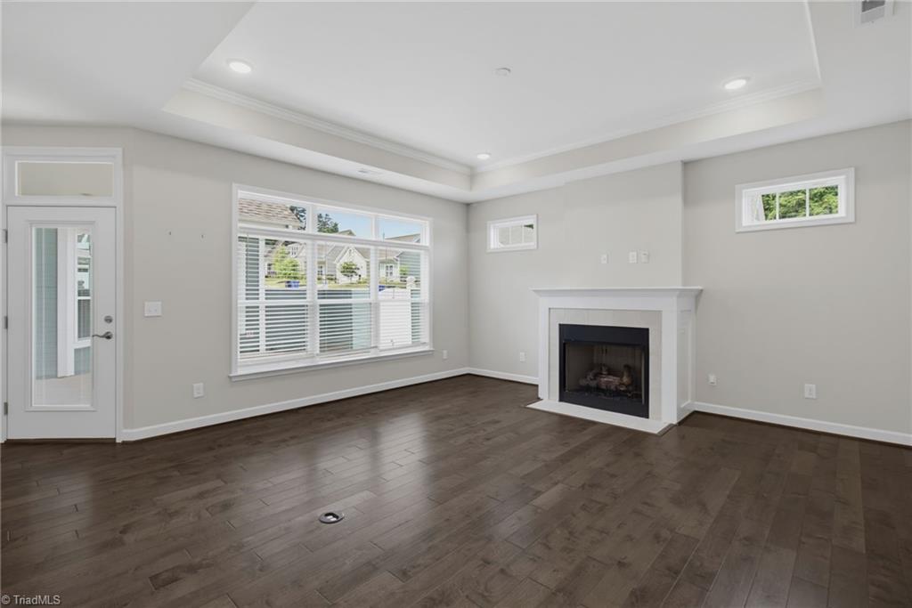 570 Tarrant Crossing Property Photo 10