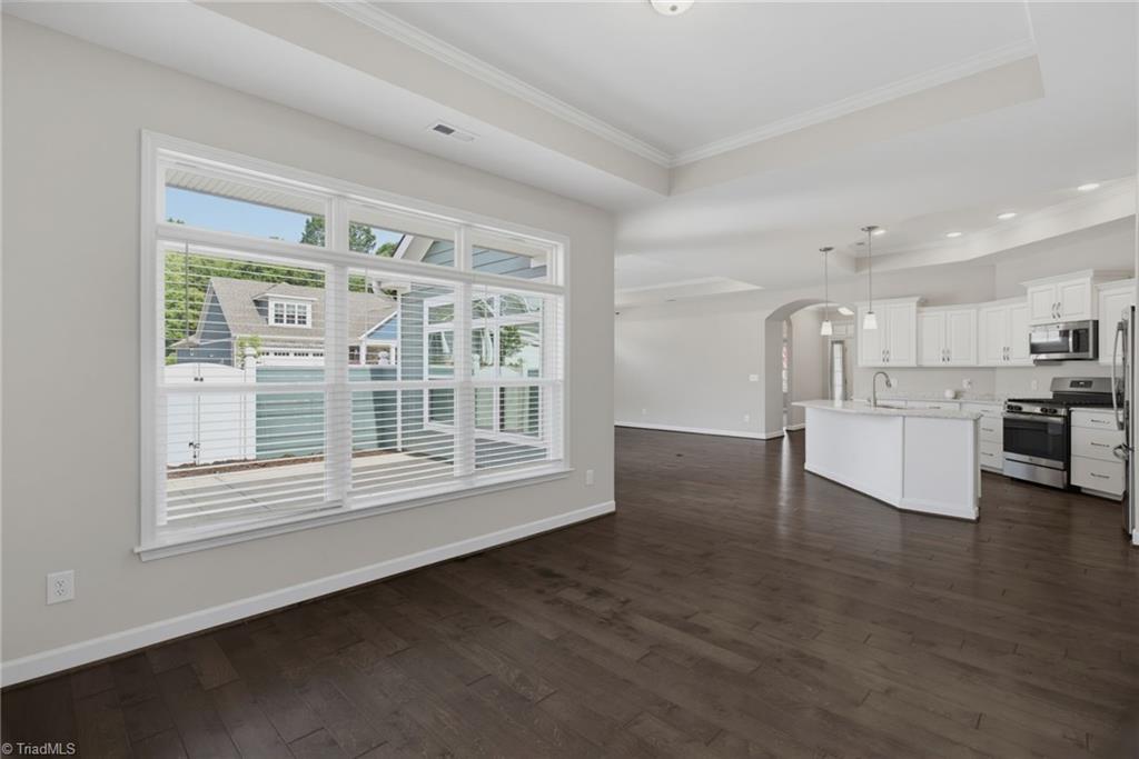 570 Tarrant Crossing Property Photo 17