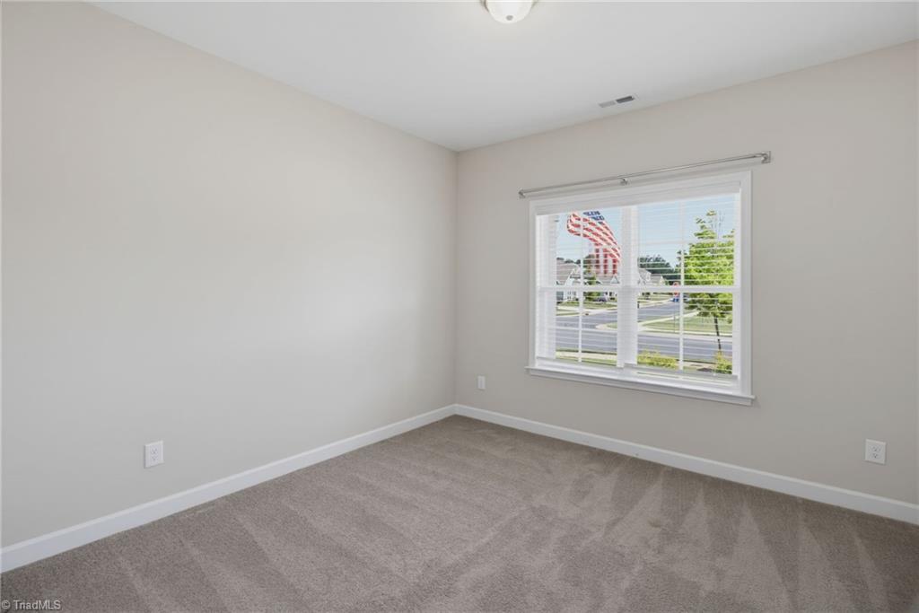 570 Tarrant Crossing Property Photo 24