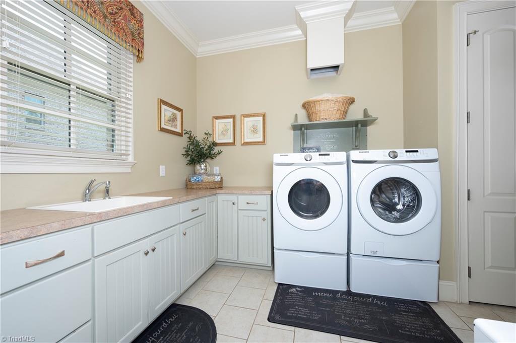 310 James Way Property Photo 21