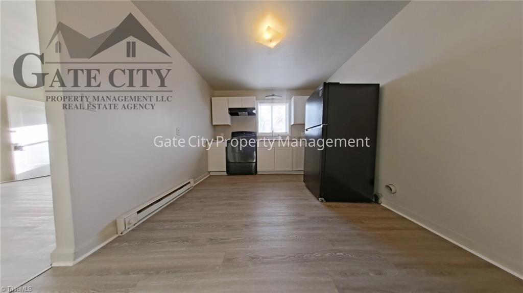 610 Hawthorne Avenue # B Property Photo 2
