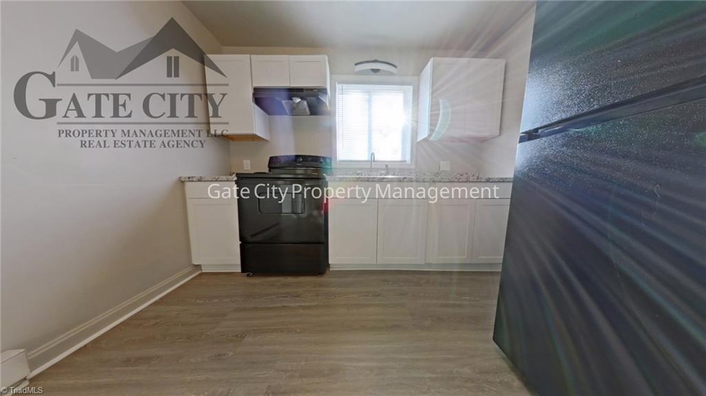 610 Hawthorne Avenue # B Property Photo 3