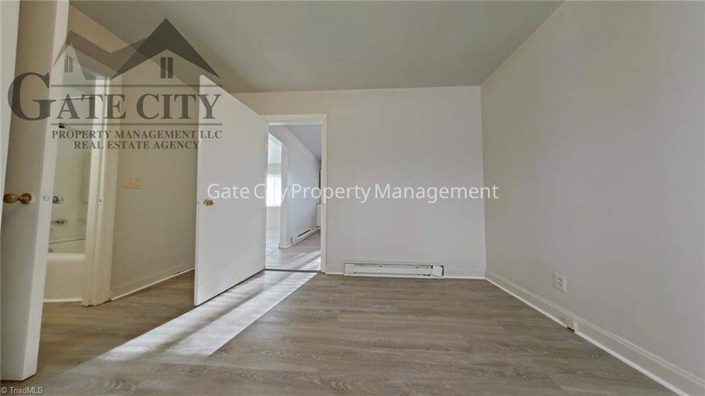 610 Hawthorne Avenue # B Property Photo 6