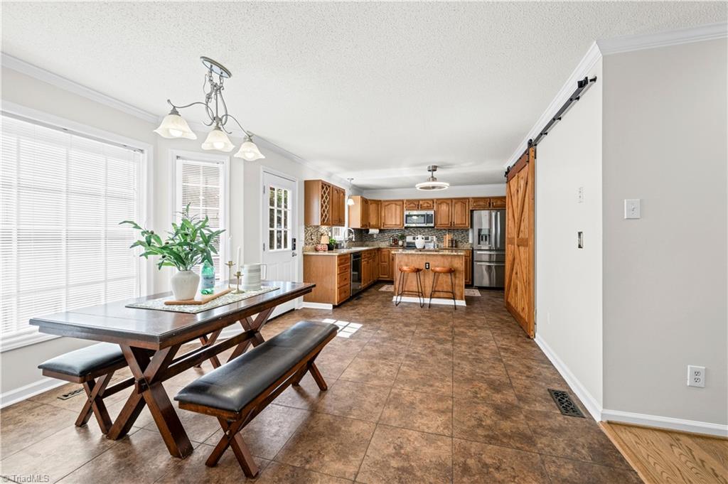 7626 Rolling Oak Court Property Photo 18