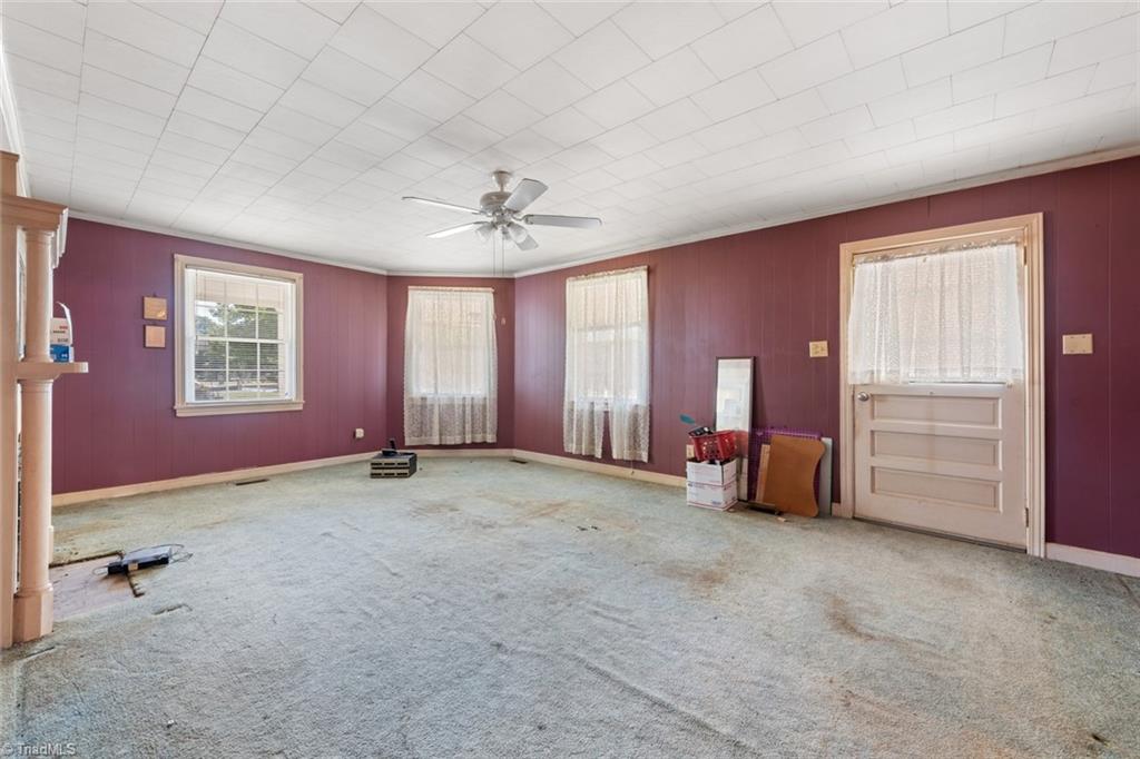 725 Everett Street Property Photo 7