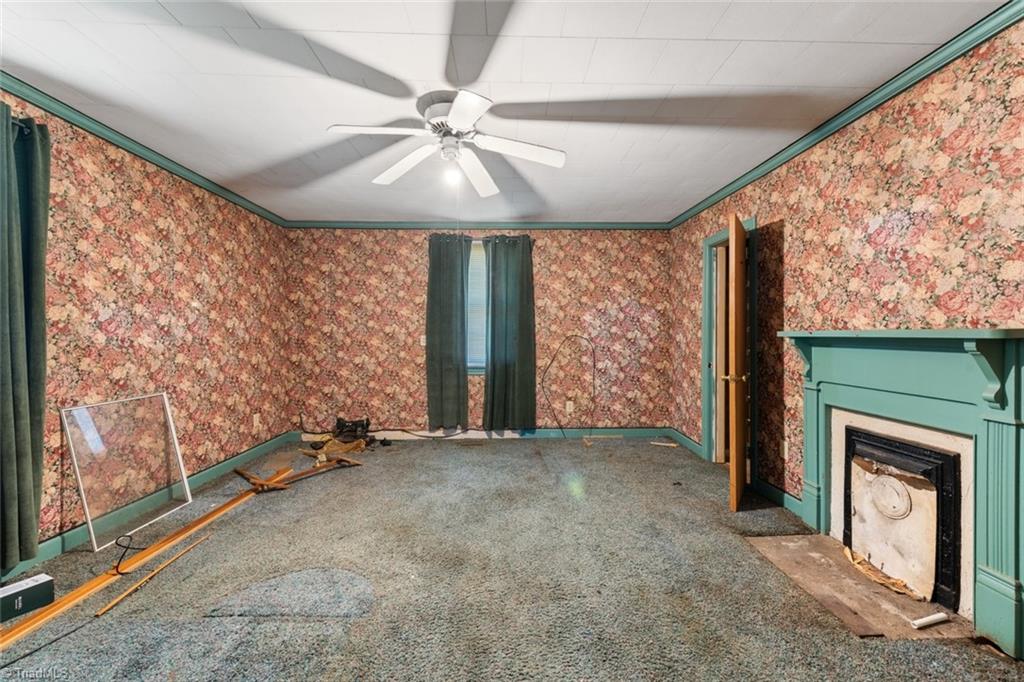 725 Everett Street Property Photo 12
