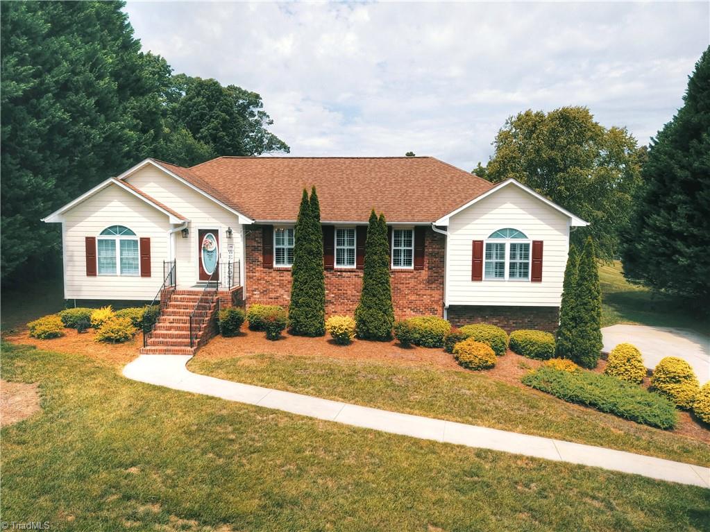 175 Loblolly Lane Property Photo 1