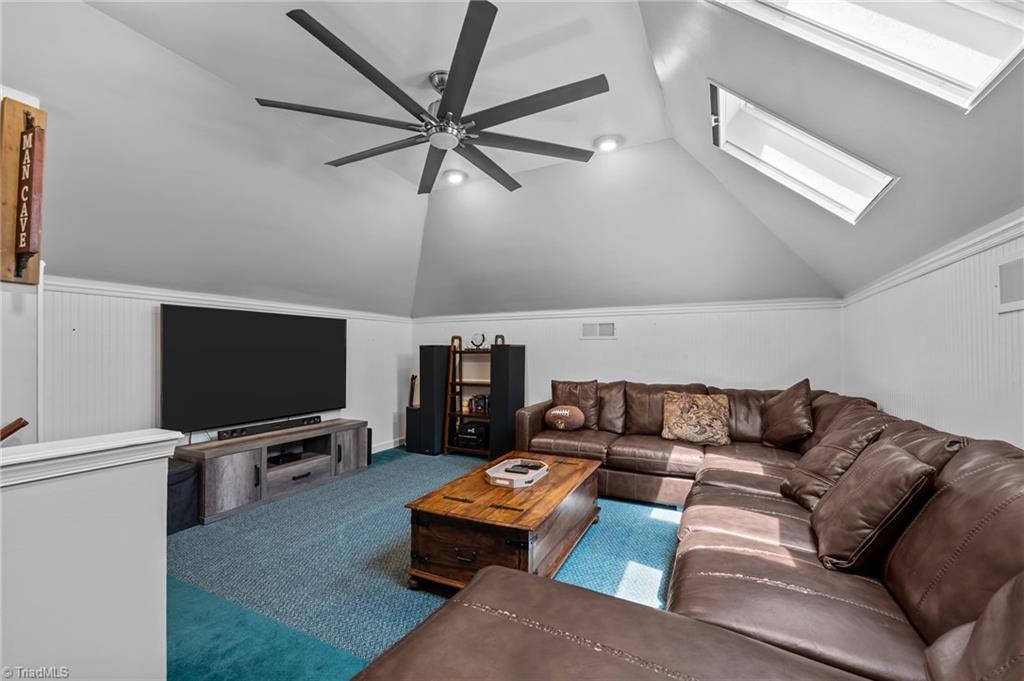 3903 Buncombe Drive Property Photo 38