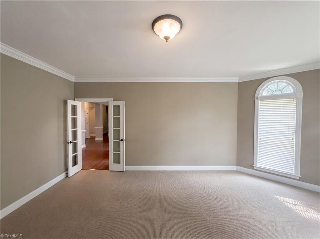 8434 Pheasant Ridge Drive Property Photo 16