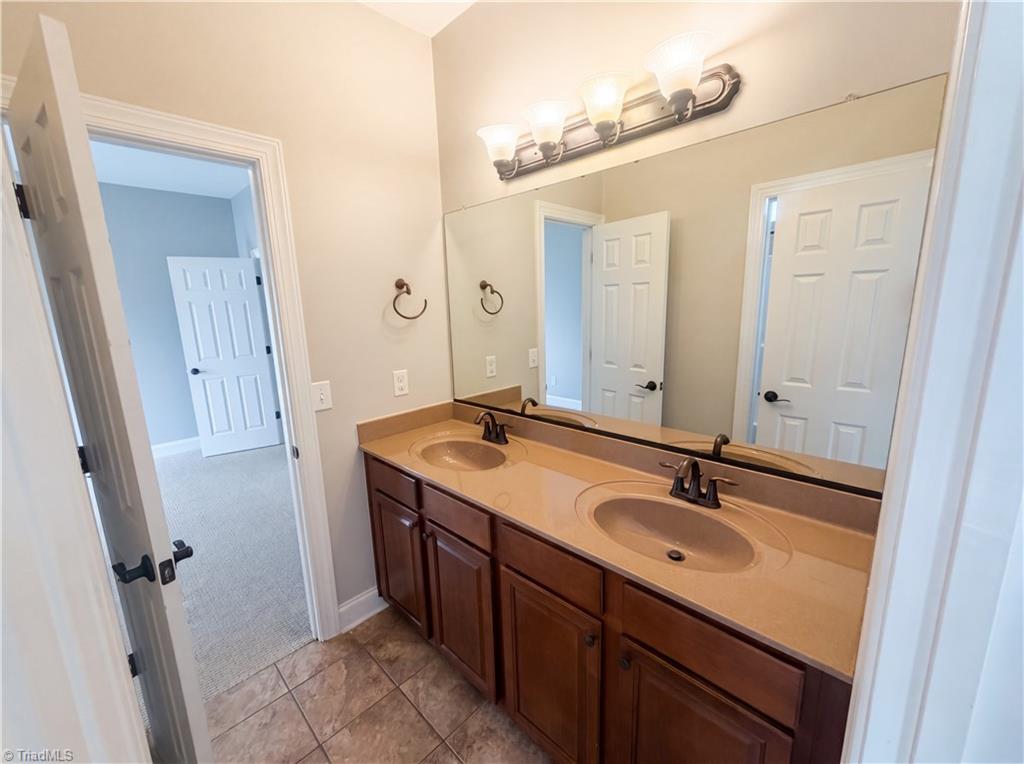 8434 Pheasant Ridge Drive Property Photo 27