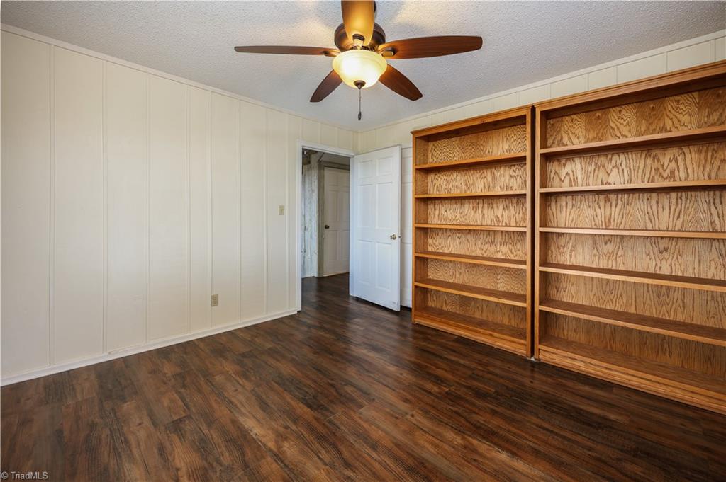 6350 Roscoe Road Property Photo 10