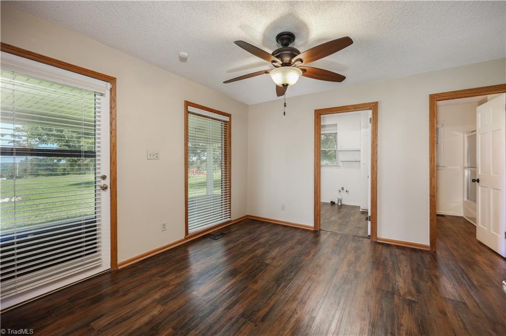 6350 Roscoe Road Property Photo 16
