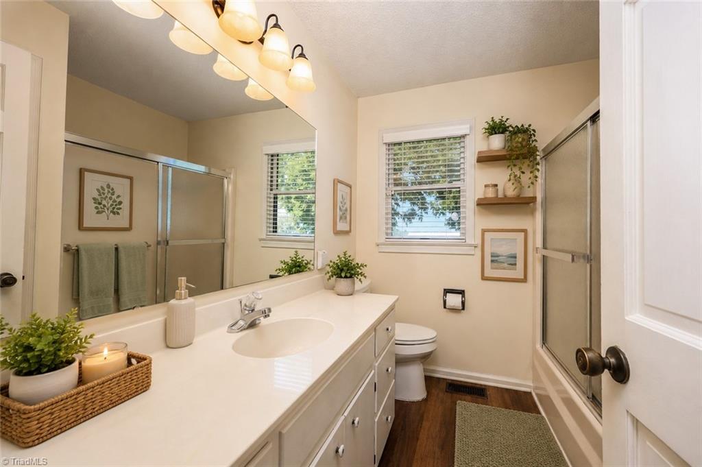 6350 Roscoe Road Property Photo 17