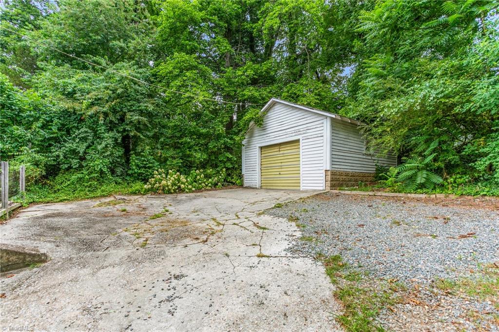 949 Hutton Street Property Photo 37