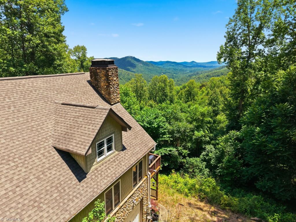 255 Treadway Ridge Road Property Photo 4