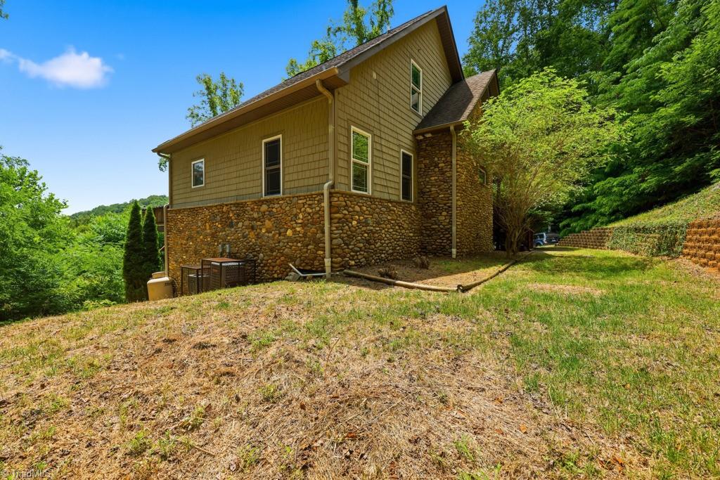 255 Treadway Ridge Road Property Photo 14