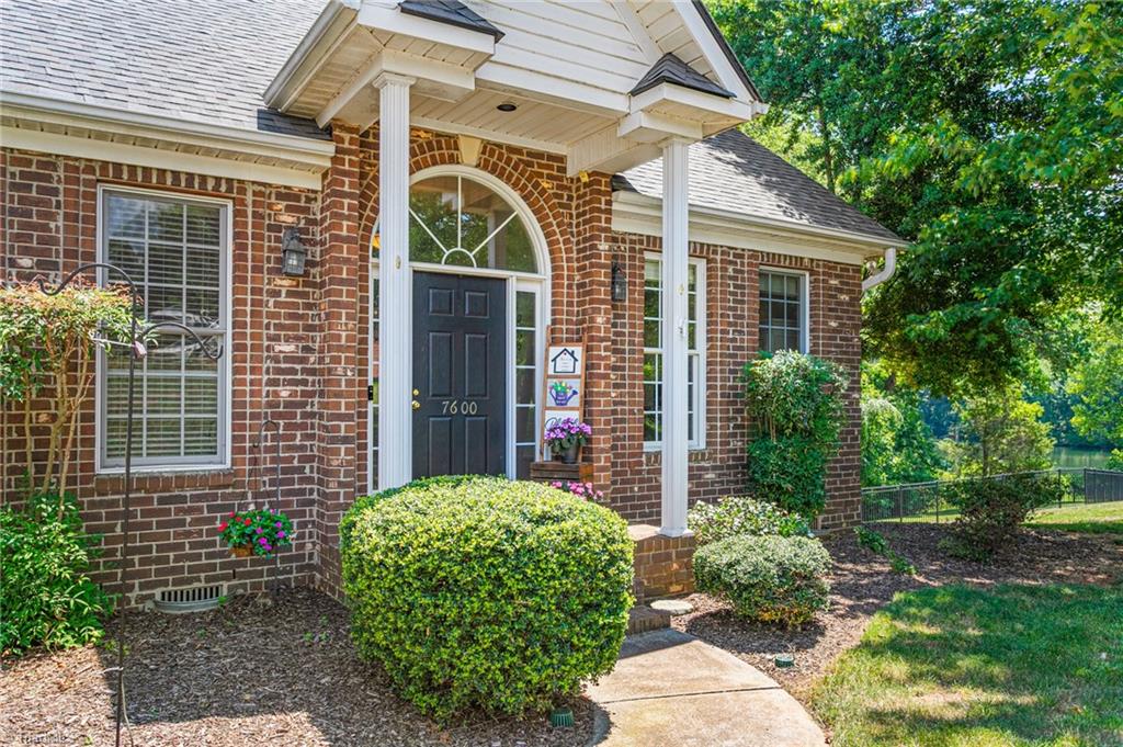 7600 Pond Court Property Photo 1