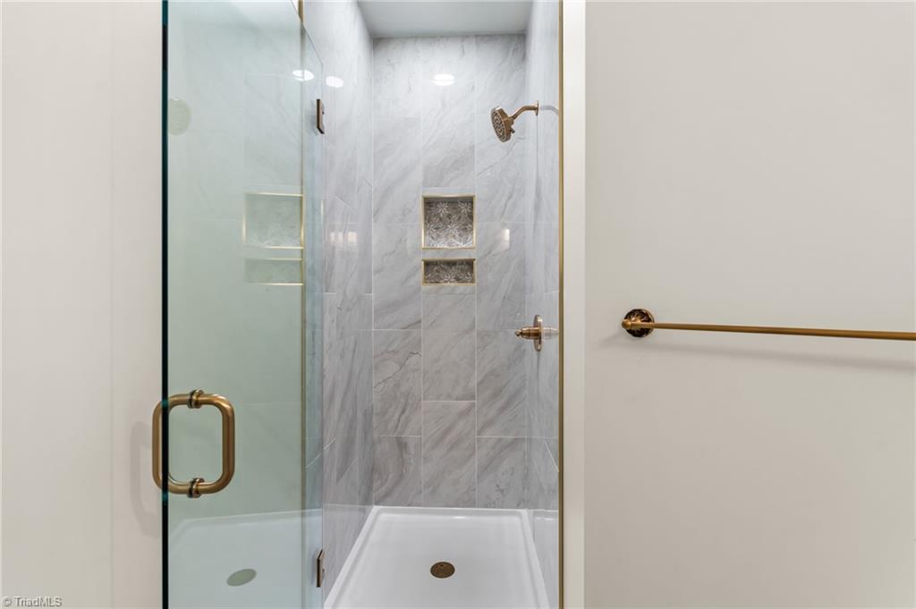8419 Pheasant Ridge Drive Property Photo 28