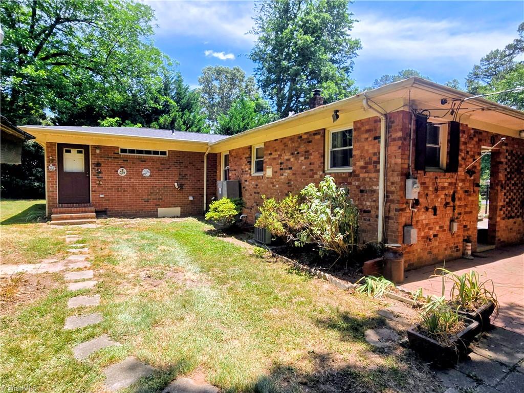 171 Idlewild Drive Property Photo 4