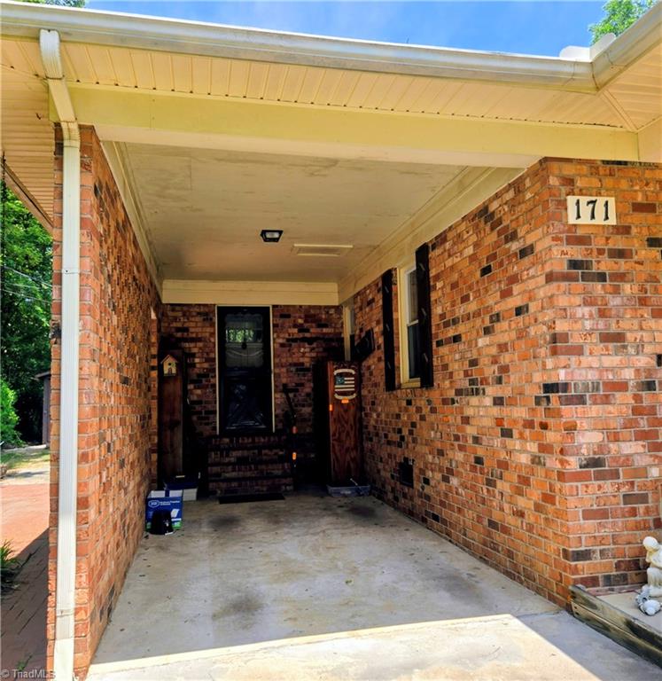 171 Idlewild Drive Property Photo 6