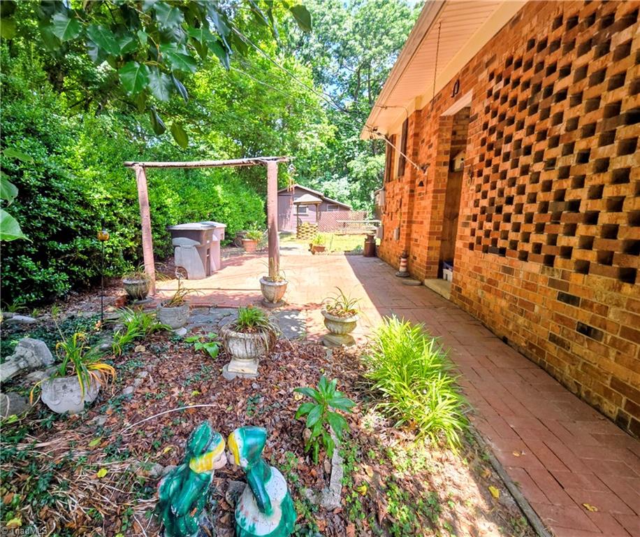 171 Idlewild Drive Property Photo 7