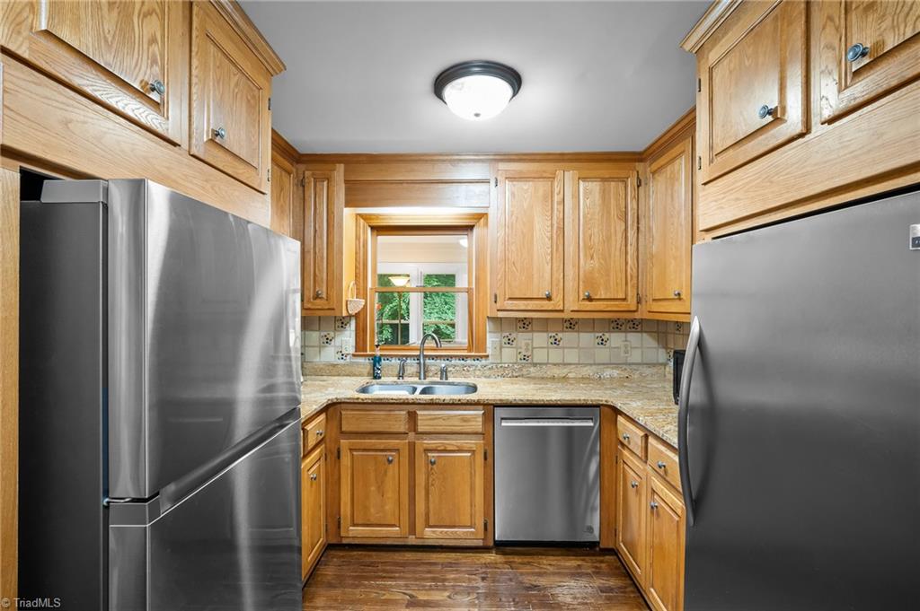 175 Huntington Trail Property Photo 19