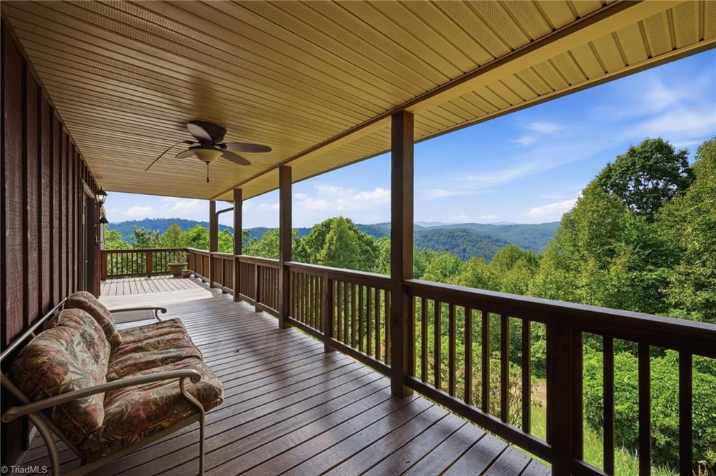 605 Valley View Drive Property Photo 12