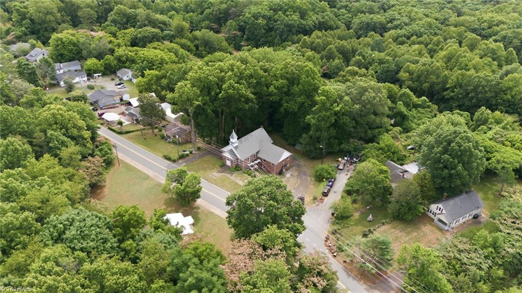 210 Oak Grove Road Property Photo 10