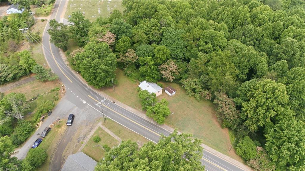 210 Oak Grove Road Property Photo 12