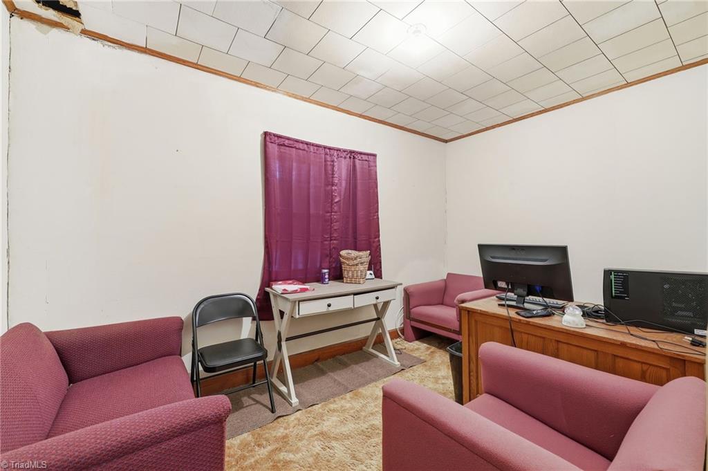 210 Oak Grove Road Property Photo 23