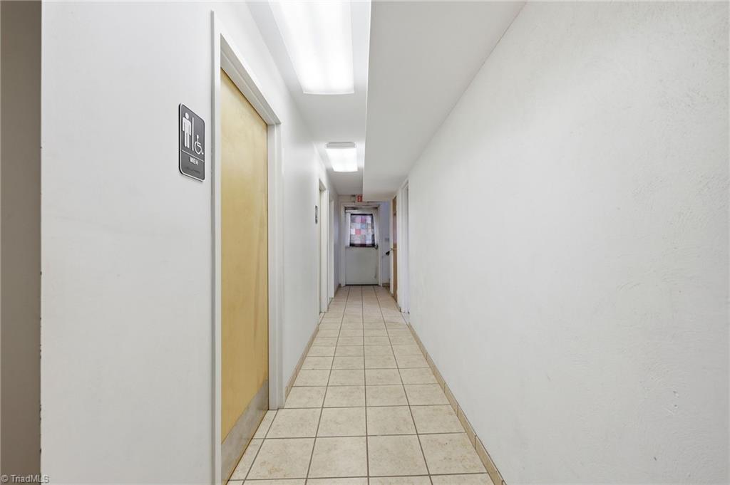 210 Oak Grove Road Property Photo 28