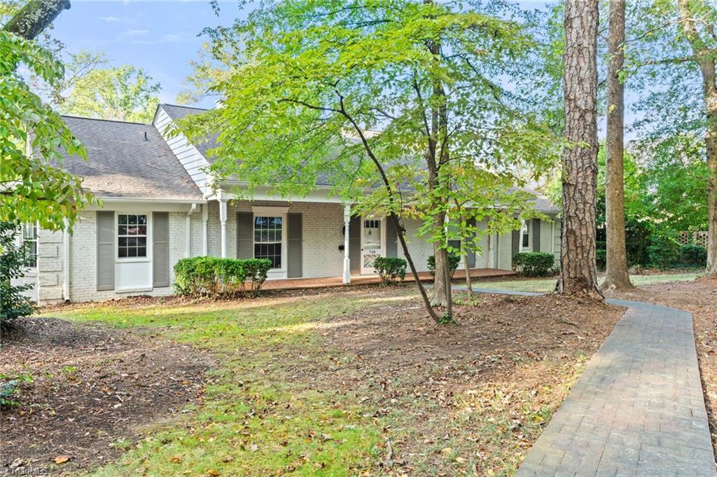706 W Cornwallis Drive Property Photo 1