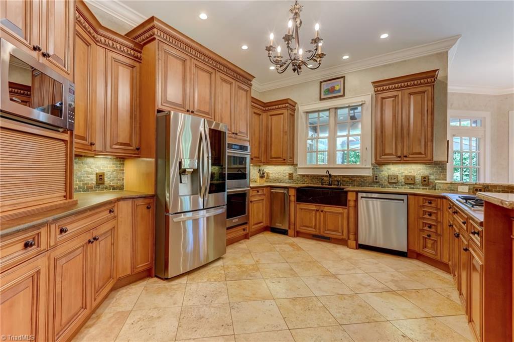 4501 Kendale Road Property Photo 10