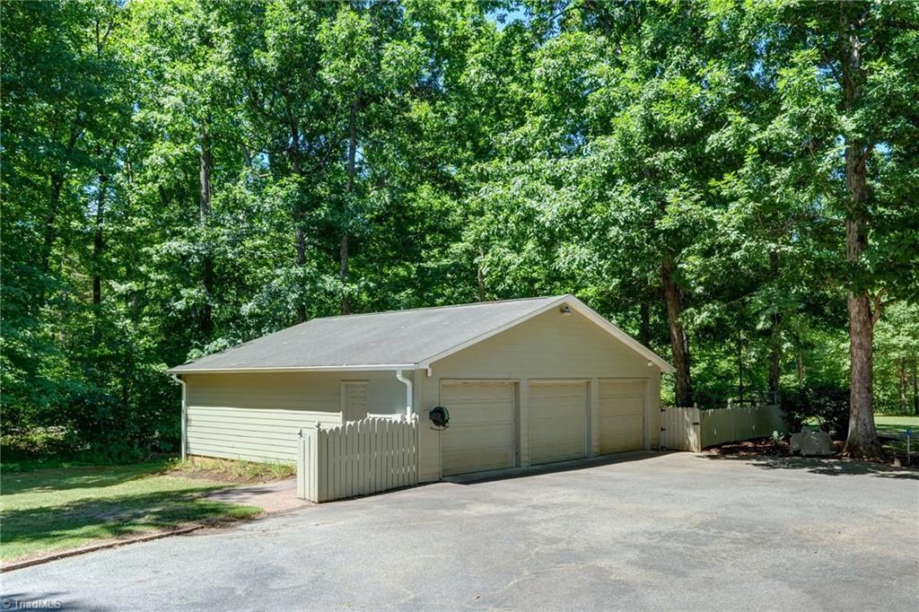 4501 Kendale Road Property Photo 31