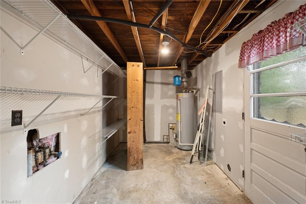 731 Oakgrove Drive Property Photo 25