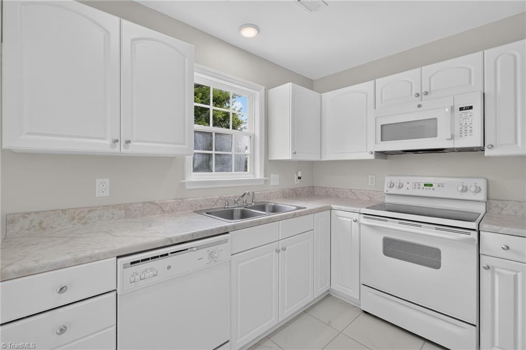 373 Sailway Road Property Photo 5