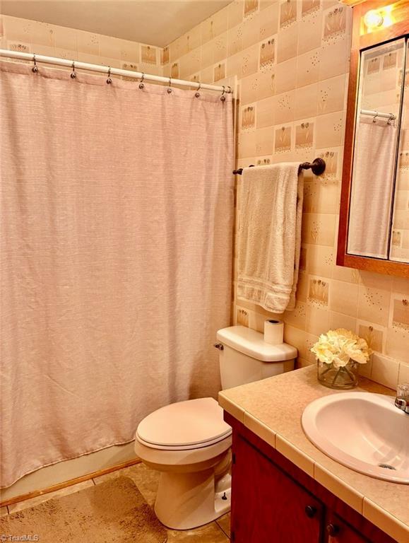 219 Atkins Lane Property Photo 7