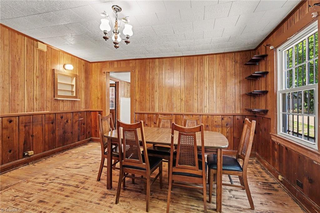 811 Cliffside Avenue Property Photo 7