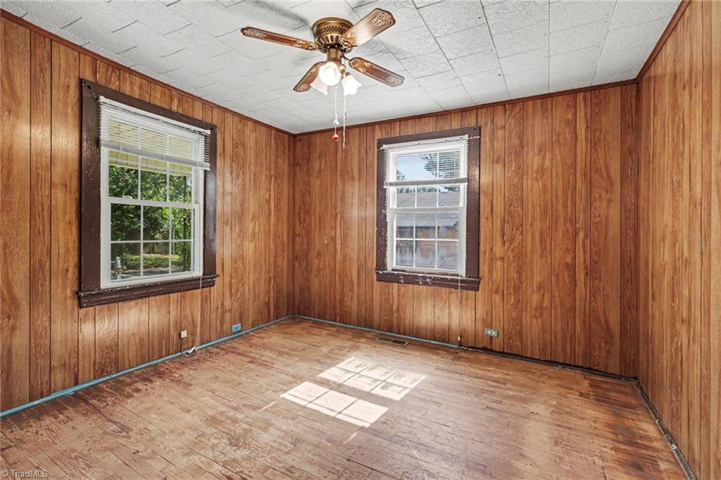 811 Cliffside Avenue Property Photo 12