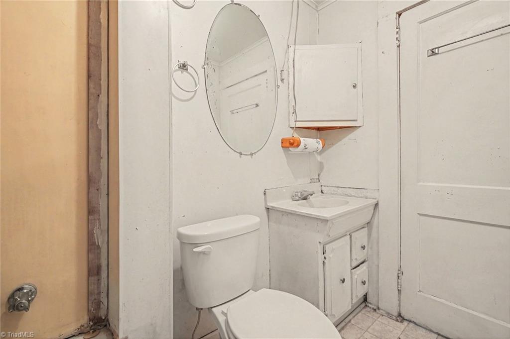 811 Cliffside Avenue Property Photo 16