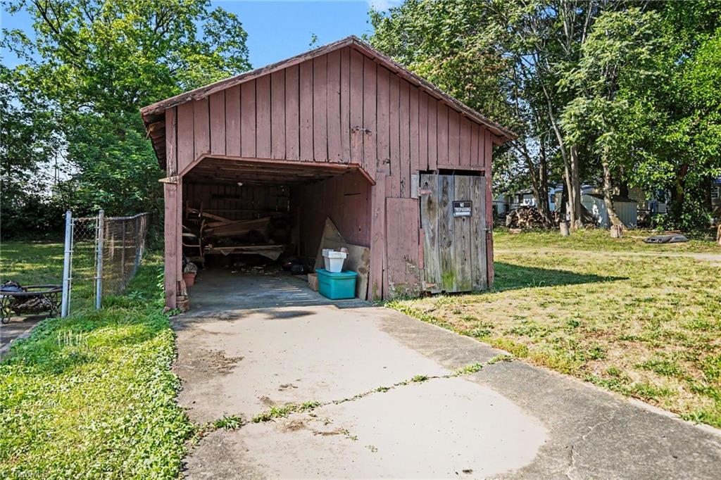 811 Cliffside Avenue Property Photo 19