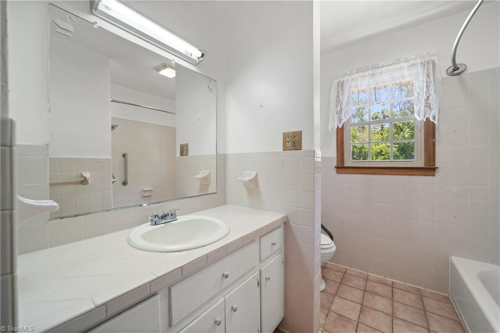 3211 Nc Highway 8 S Property Photo 19